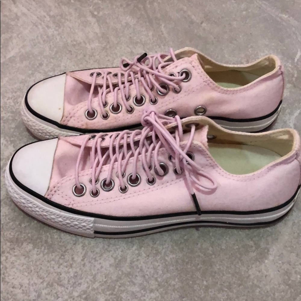 Pink Converse All Stars
